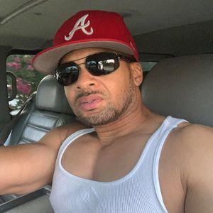 Meet your Posher, Phillip